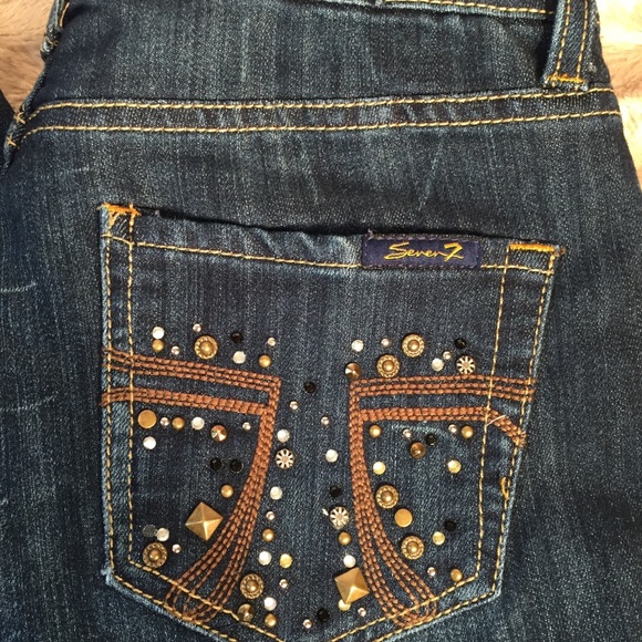 Seven7 Flare Leg Jeans Embellished Pockets Size 6 - Picture 3 of 8